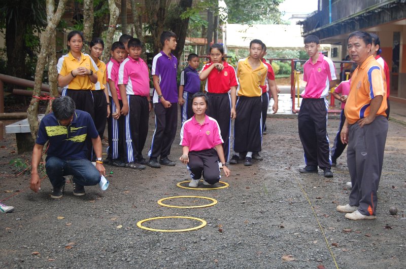 a (9)